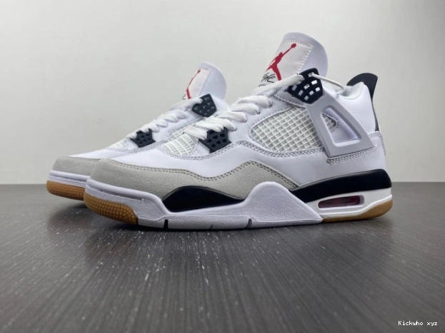 Nike 4 Jordan x Air DR5415-100 SB 0630